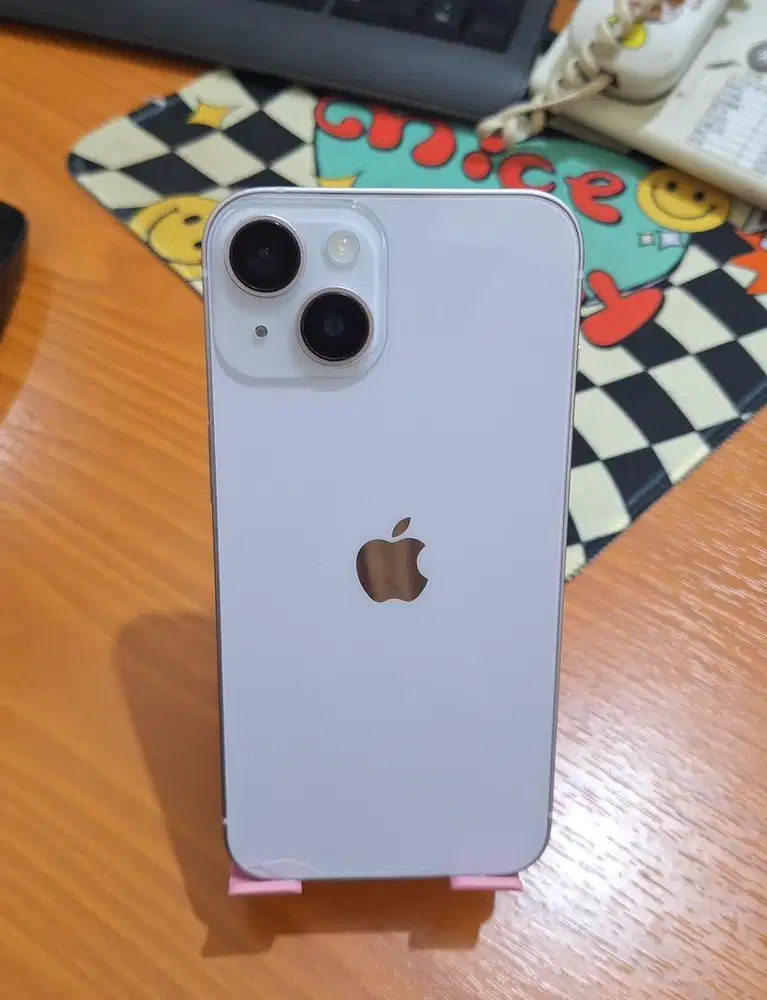Iphone 14 purple