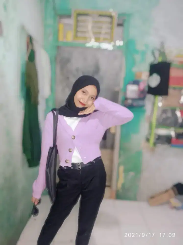MENCARI PEKERJAAN