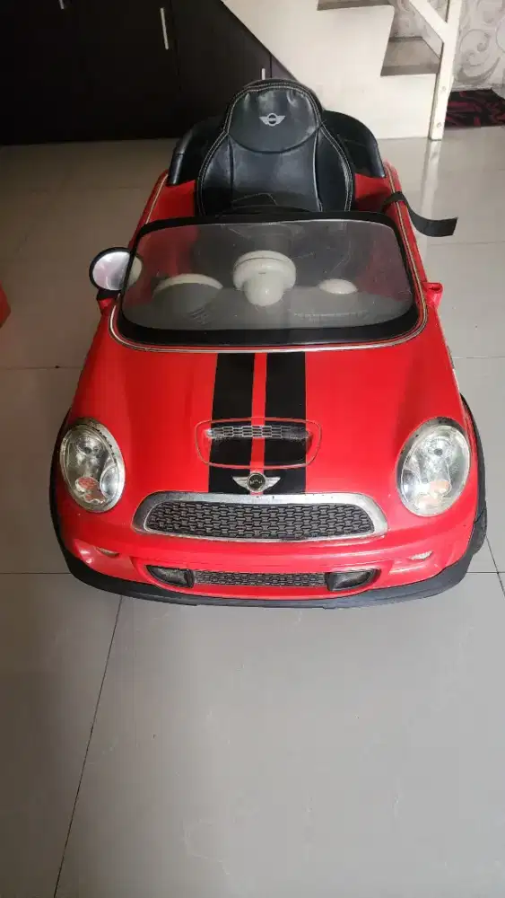 Bekas Mobil Aki Anak