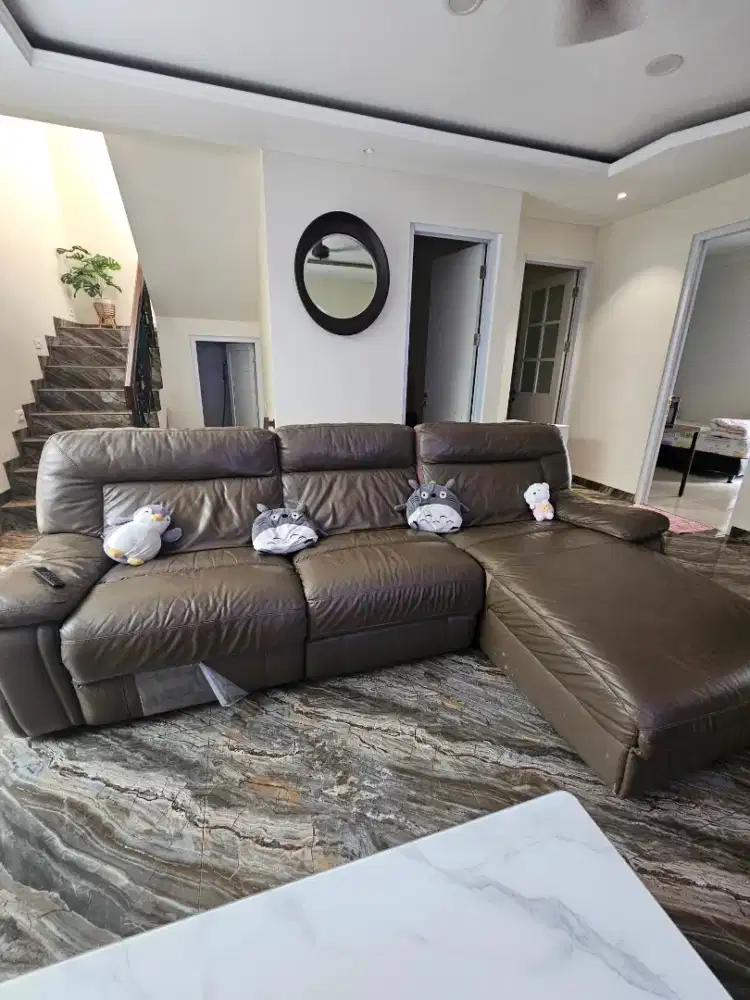 Dijual sofa 3 seater bentul L, merk M&D