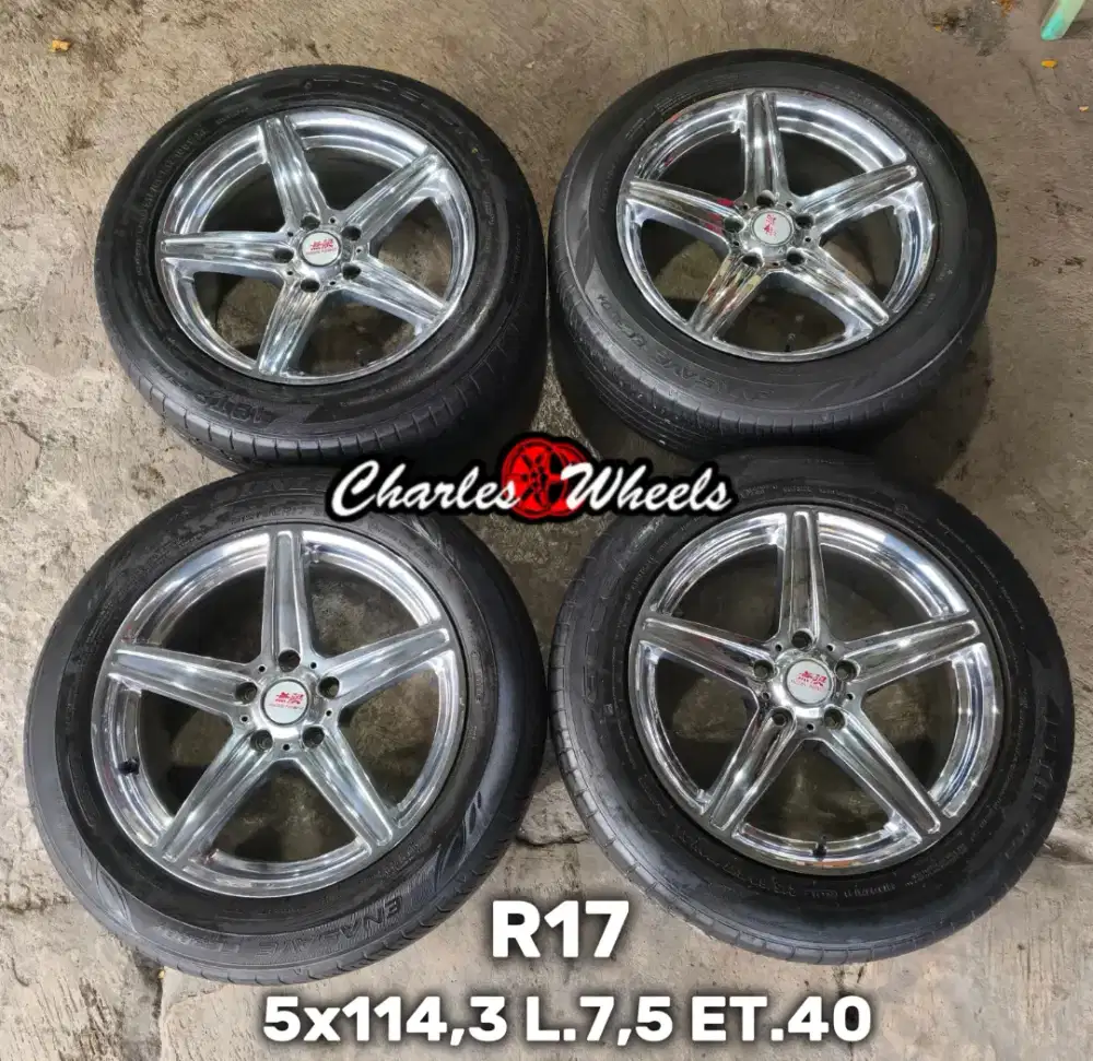 Jual velg chrome r17 5x114,3 innova rush terios dll