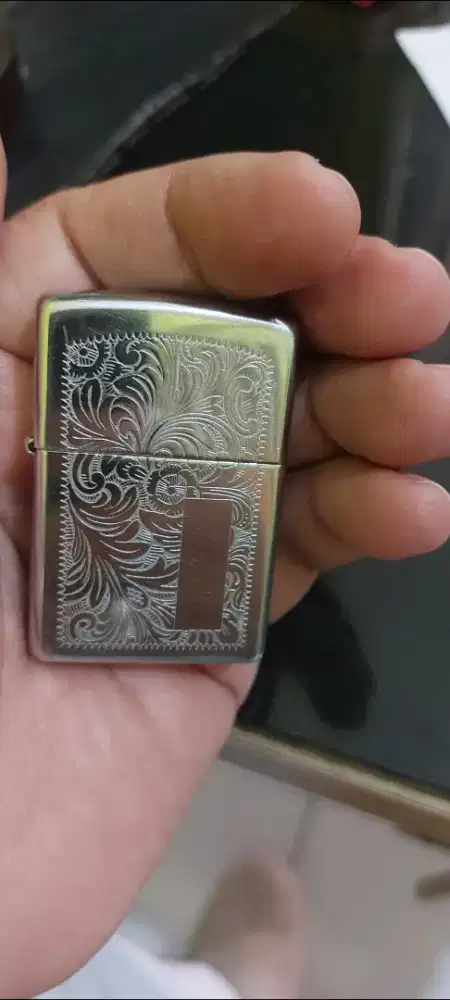 Zippo original kondisi sangat bagus