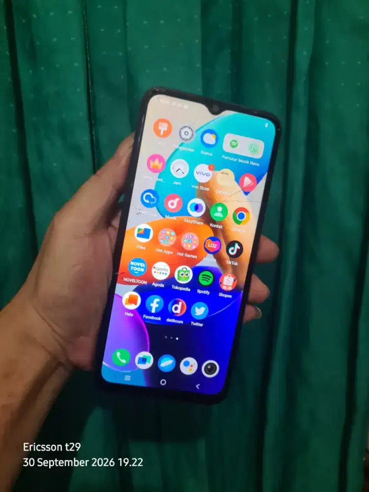 Vivo y22 Ram 4+4/64