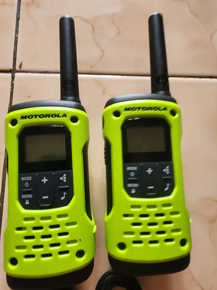 Walkie Talkie  Motorola T600 H20