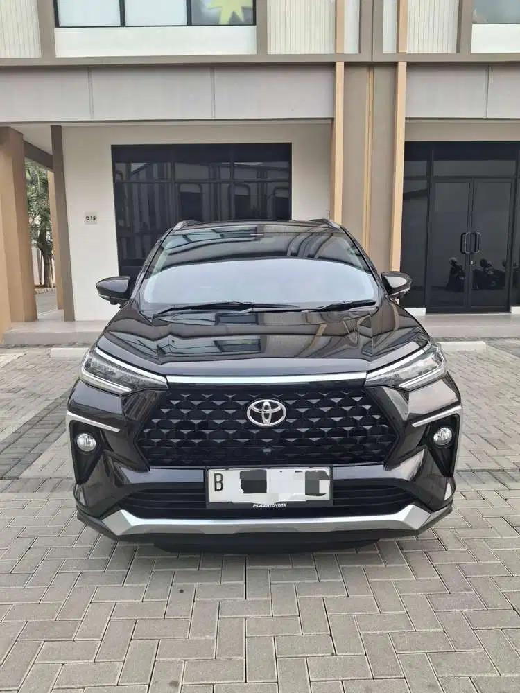 Toyota Avanza Veloz Q non tss 2022 Hitam