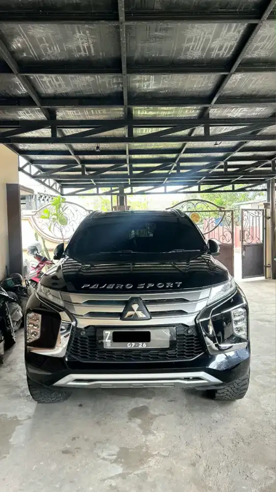 Mitsubishi pajero sport dakar 4x2