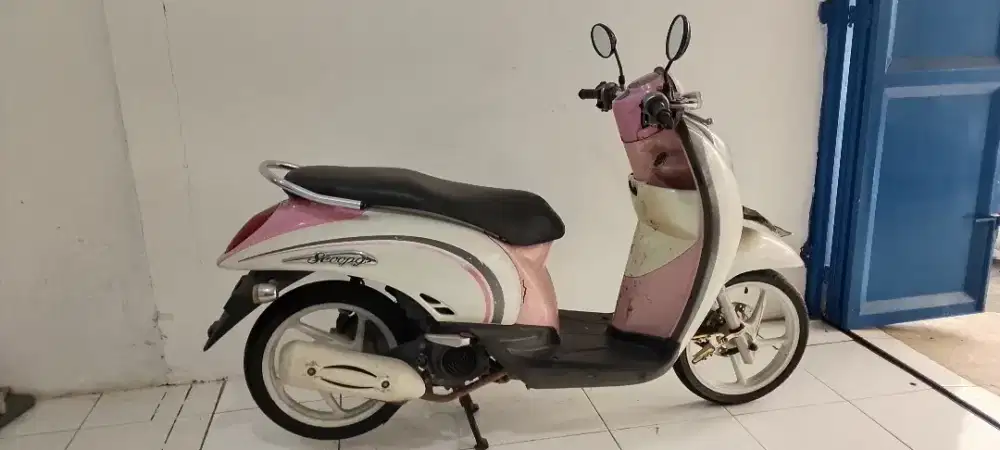 Honda Scoopy 2011