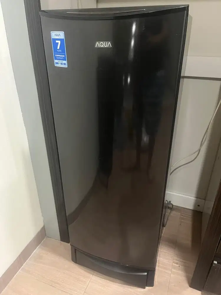 Kulkas AQUA AQR-D190 (DS) Garansi Aktif