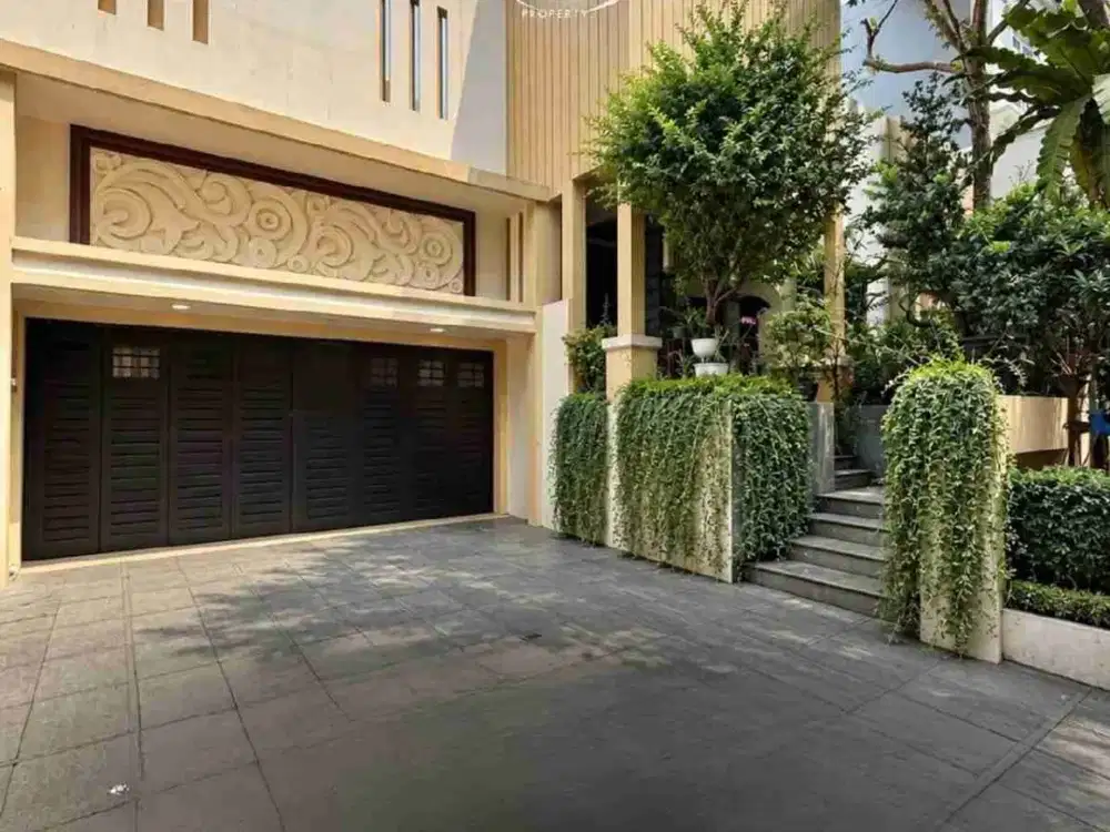 FOR SALE PONDOK INDAH,
EXCLUSIVE AREA, JALAN LEBAR
ONE GATE SYSTEM, DEPAN TAMAN. SANGAT MENARIK !