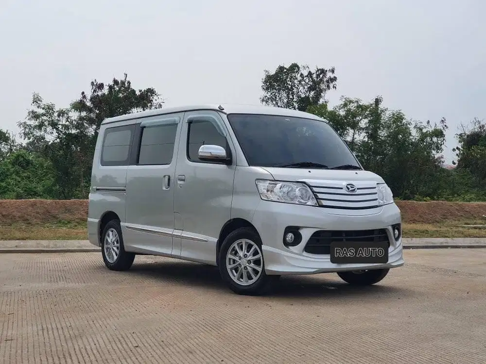 KM 9 RIBU Daihatsu Luxio 1.5 X AT 2024 Silver
