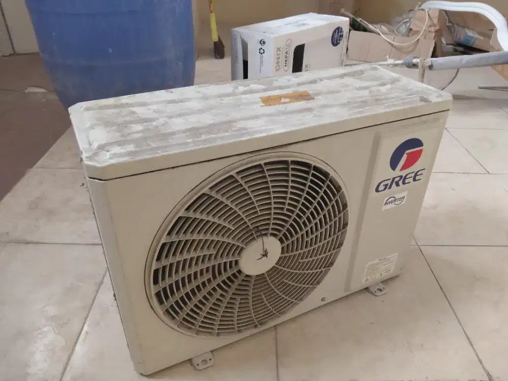 AC Gree 1/2 PK Inverter