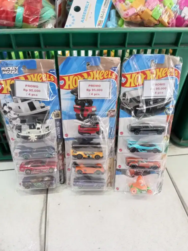 Mainan Anak Paket hw isi 4
