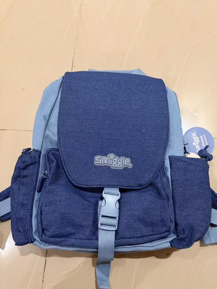 Jual tas smiggle original