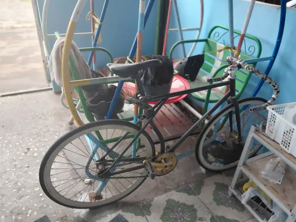 Fixie Comet Hitam