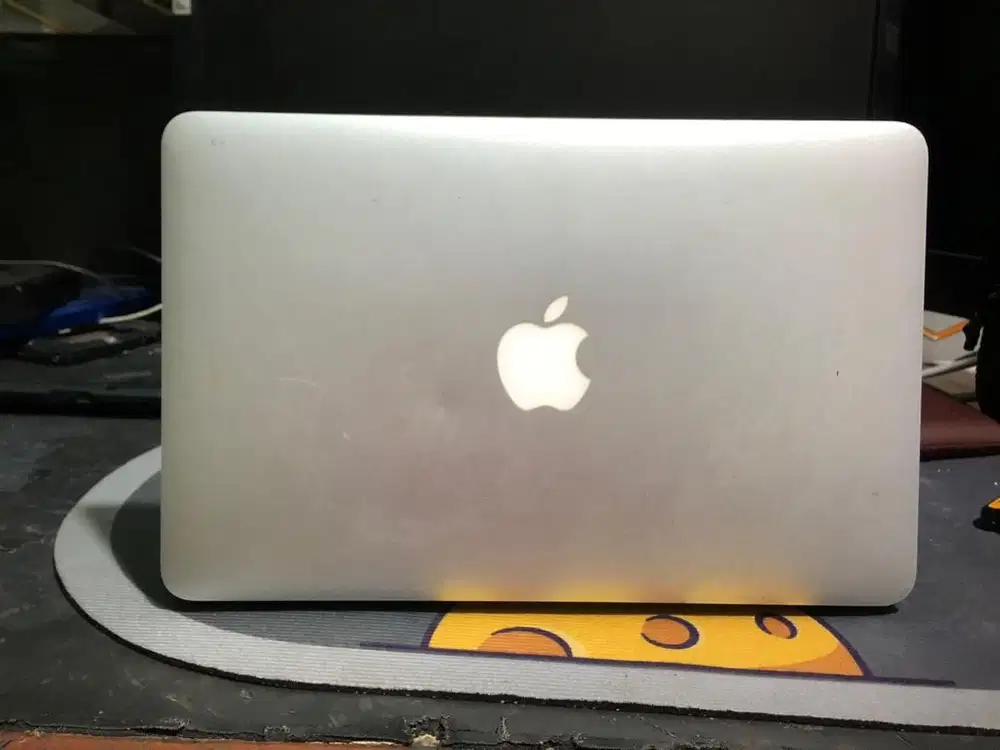 Macbook 2013 11 inch bekas