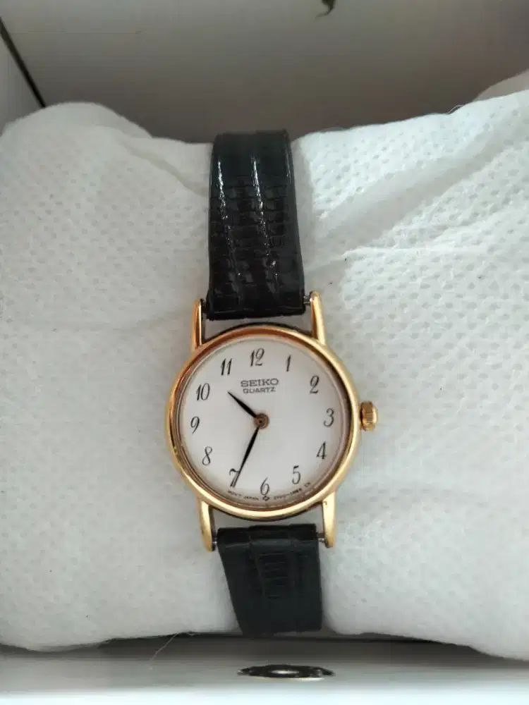 Jam tangan Seiko Ori