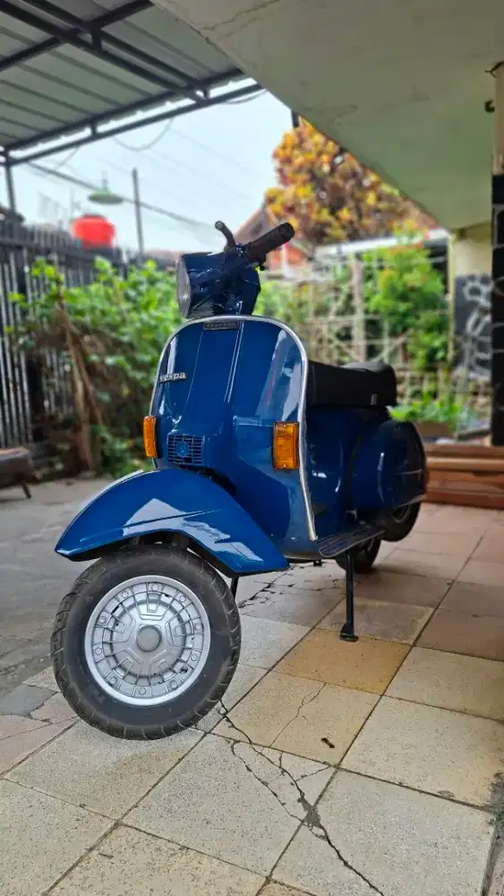 Vespa px tahun 1980