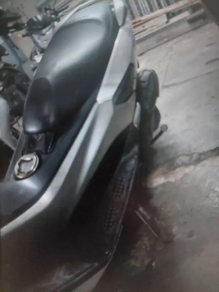 DIJUAL MOTOR NMAX 2016 PUTIH
