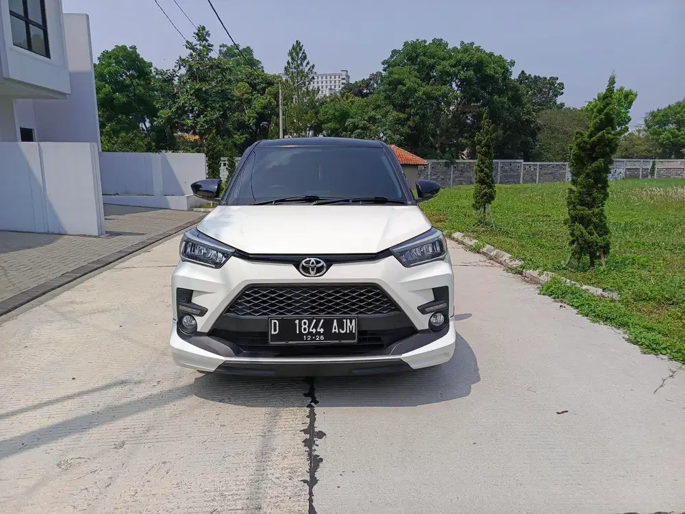 Toyota Raize GR Turbo AT two tone 2021
