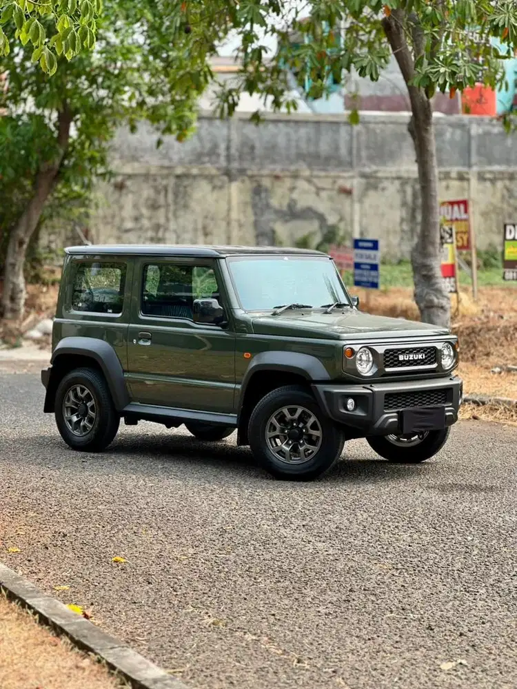 Suzuki JIMNY 1.5 4x4 A/T Hijau 2020 Full Original Cat