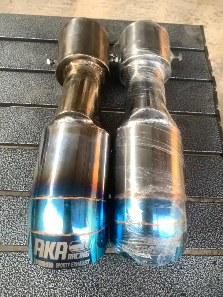 Ujung knalpot suara diesel