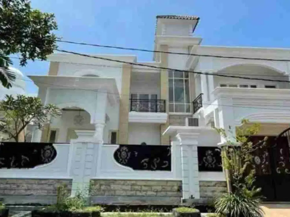 Selangkah DARMO
Rumah Mewah Marocco Style
Lokasi Cokroaminoto  Surabaya