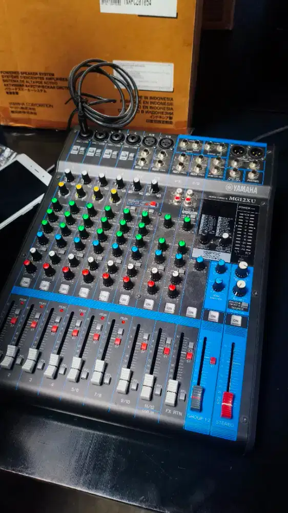 mixer yamaha mg12xu