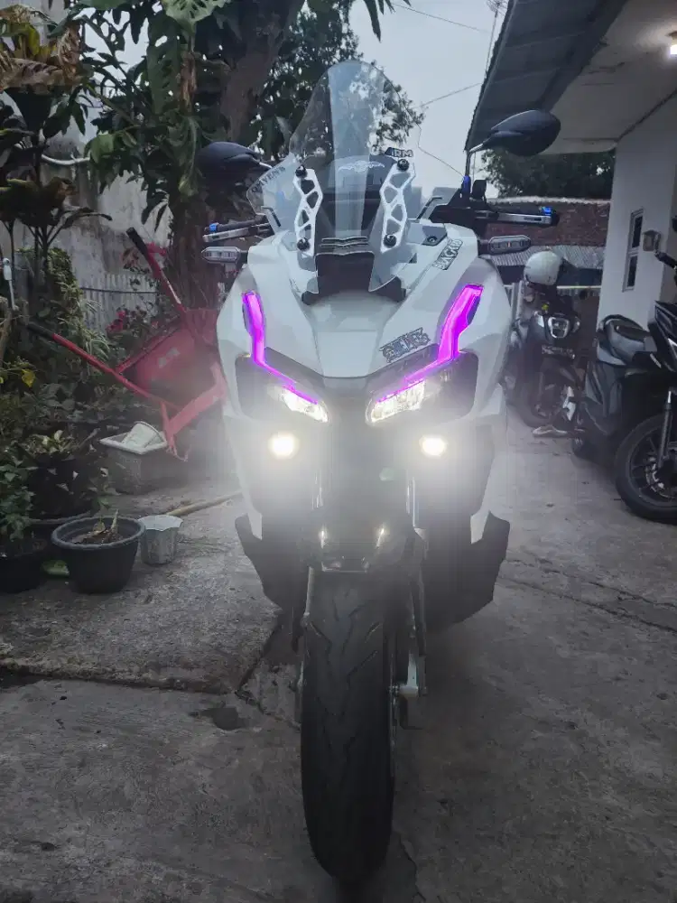 Honda ADV 160 tahun 2023