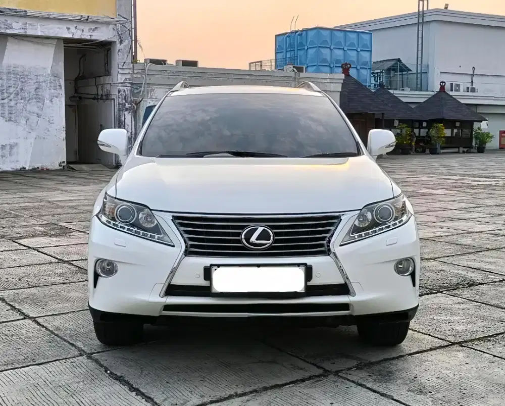 Lexus RX 270 CBZu Hongkong AT 2014