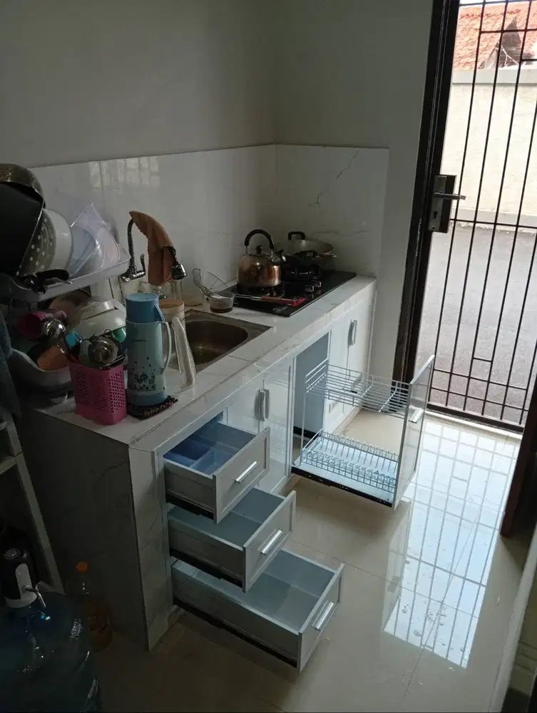Kitchenset bawah alumunium