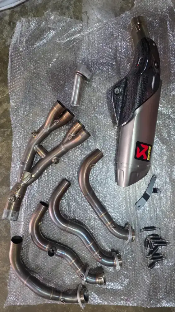 Akrapovic Racing Line Full System Like NEW R1, R1M 2015-2026