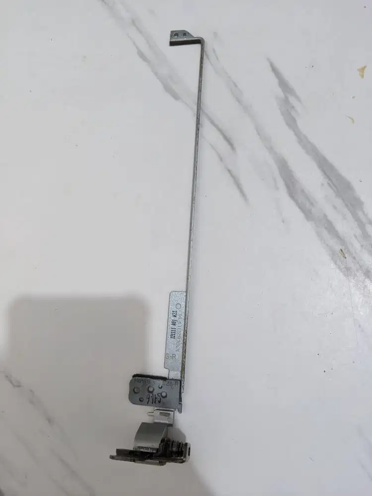 Engsel Hinge Kanan Acer V5-471p V5-431p 471p 431p