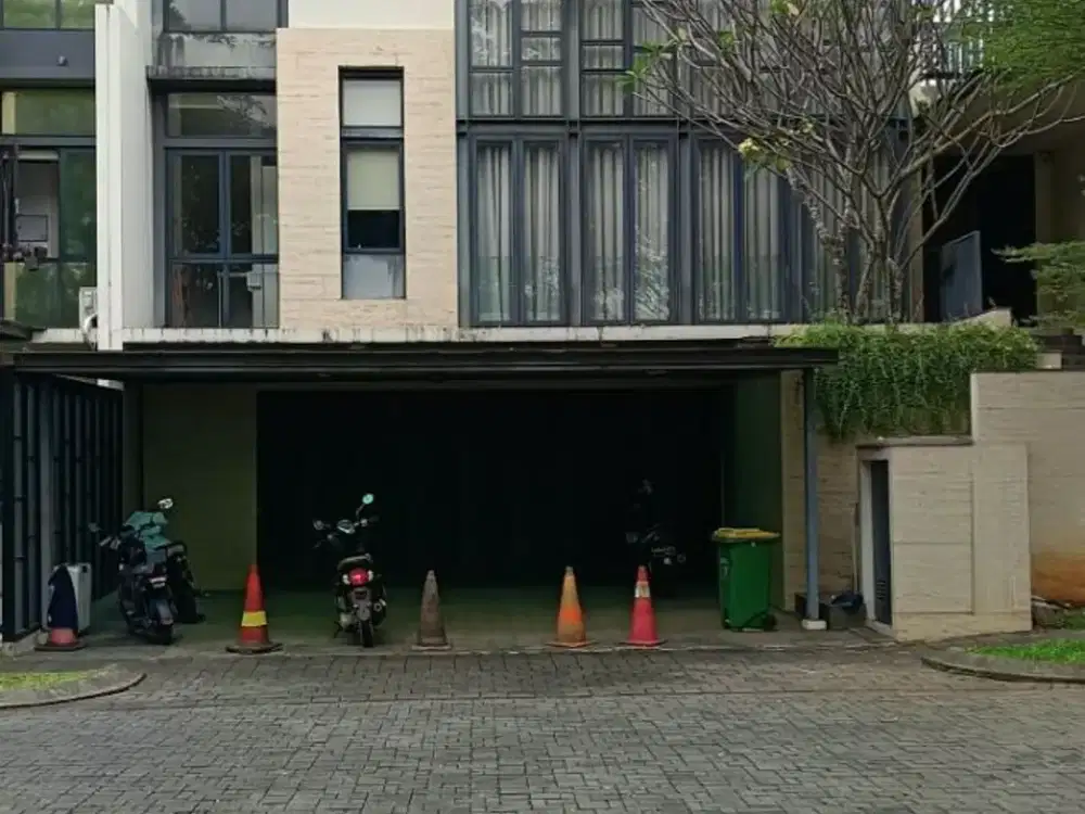 Disewakan Rumah Fully Furnished Siap Huni Kamar 5 di Navapark Lancewood Bsd