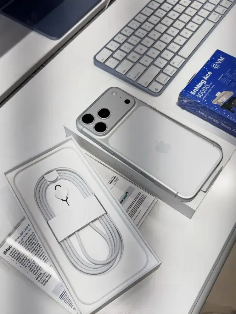 iPhone17 PM Silver/ Promo cicilan bunga ringan dan proses kredit cepat