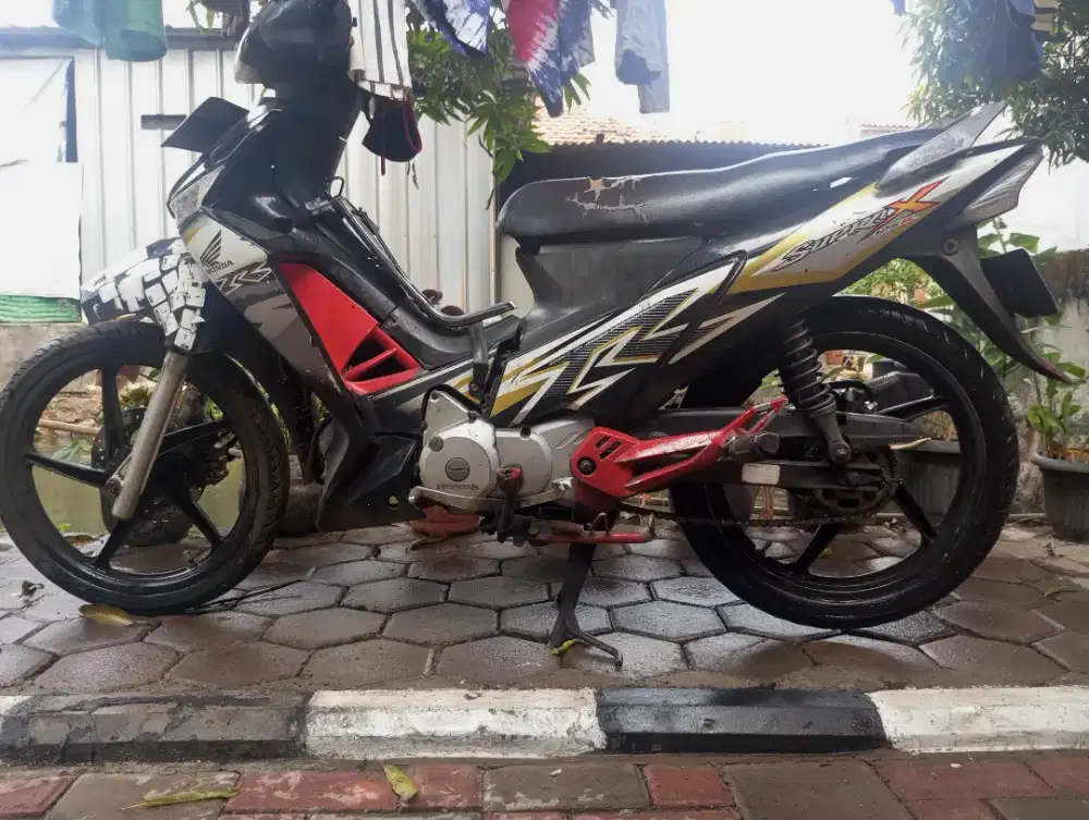 Dijual Supra x 2006