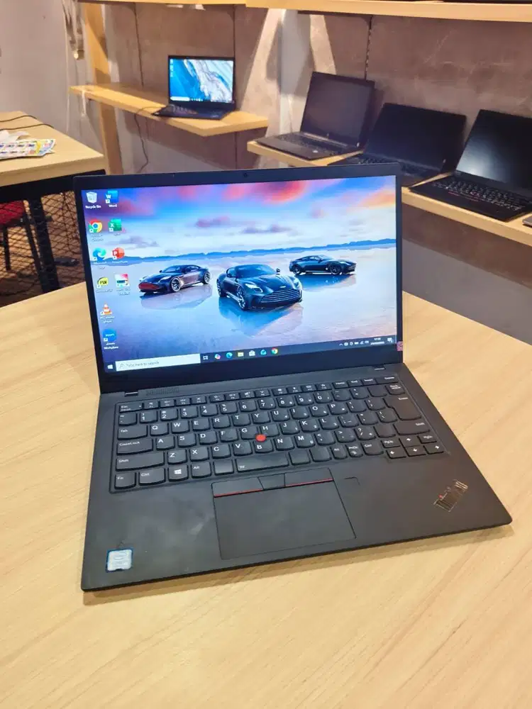 Jual Cepat Lenovo Thinkpad X1 Carbon 7th i5 RAM 16GB
