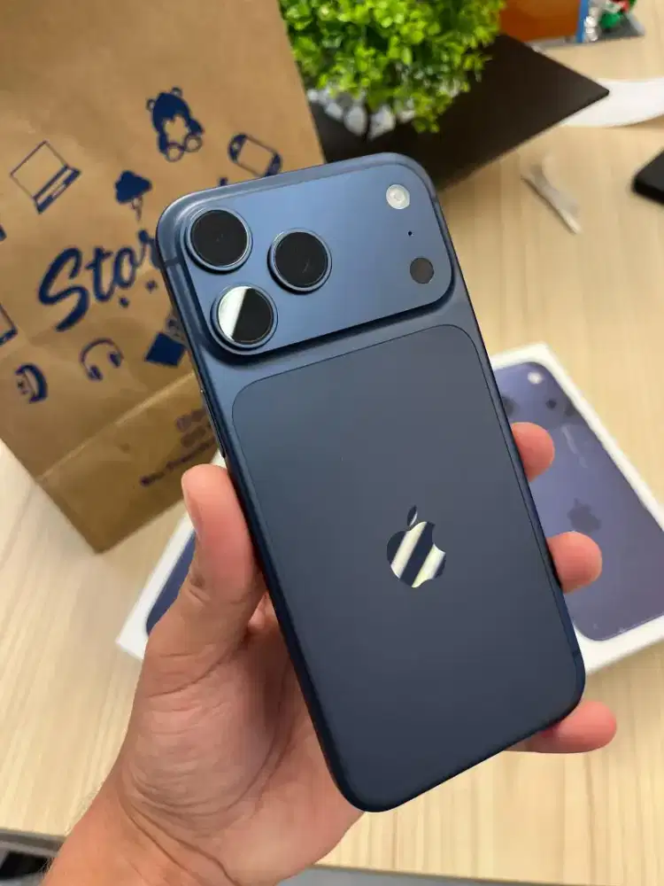 iPhone 17 PM Blue/ Promo cicilan tanpa DP dan proses kredit cepat