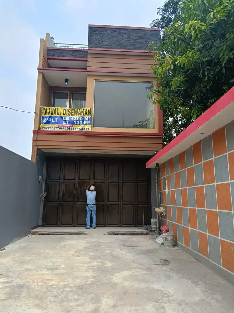 Ruko 3 Lantai Dekat dengan sekolah