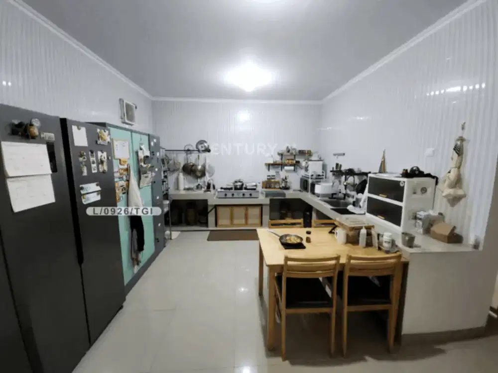 Rumah 2 Unit Rendeng Strategis Di Taman Kopo Indah Bandung