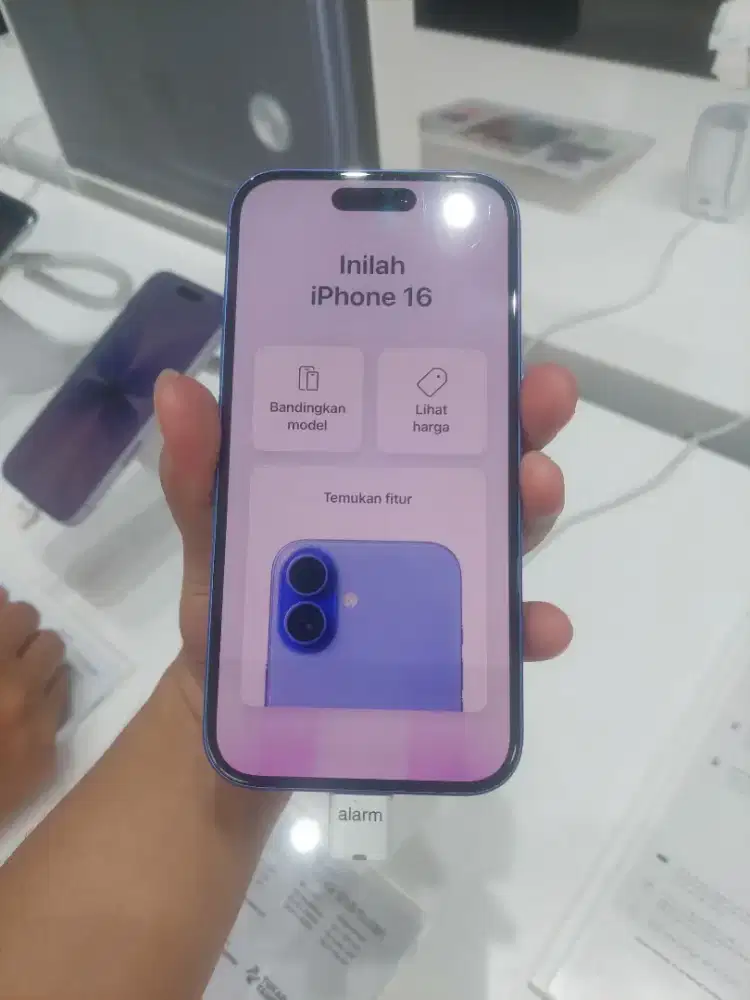 iPhone 16 Penyimpanan 128 GB