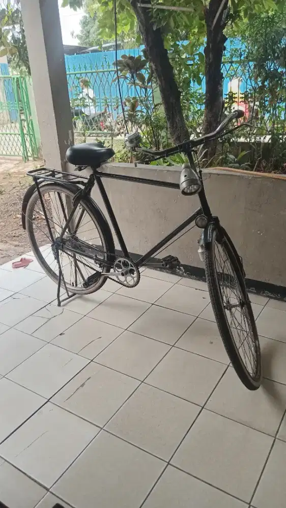 Sepeda ontel siap pakai.