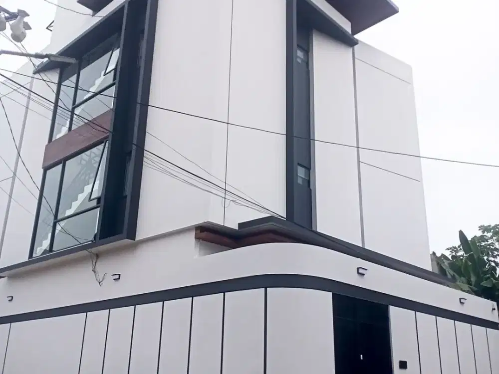 Kost Aktif di Medang Lestari, Gading Serpong  Bangunan 3 lantai, baru