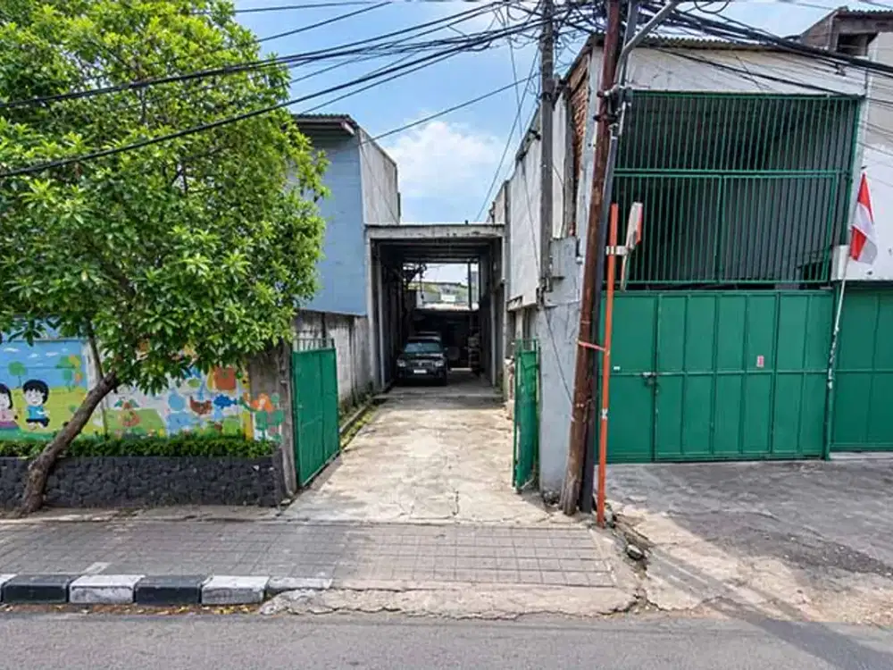 Dijual Tanah Ngantong Cengkareng Timur Jakarta Barat LT 550 m² SHM Dekat Tol