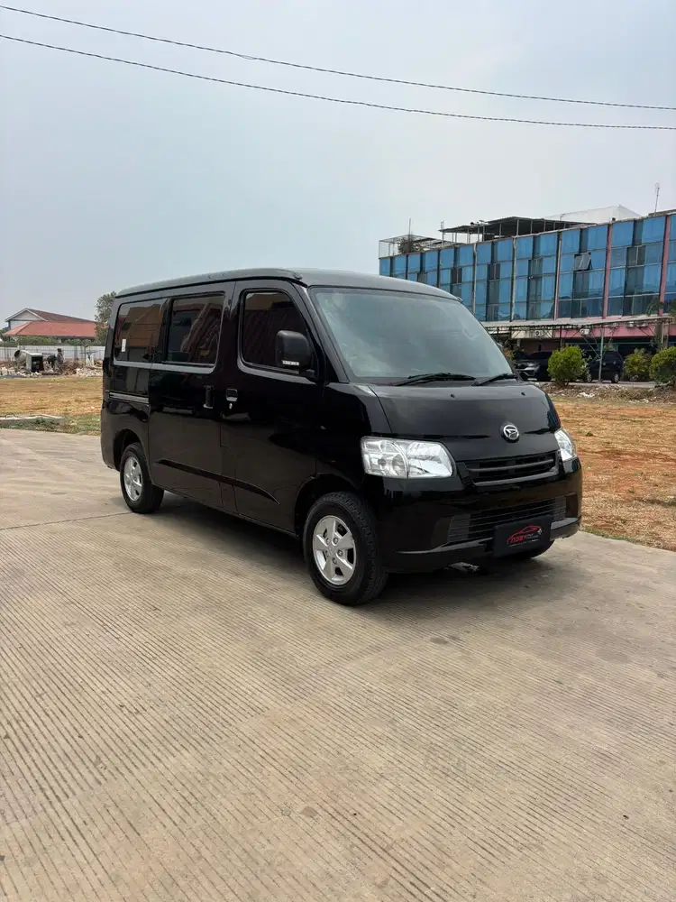 Daihatsu Granmax 1.3 D 2020 Manual ( Hitam Metalik )