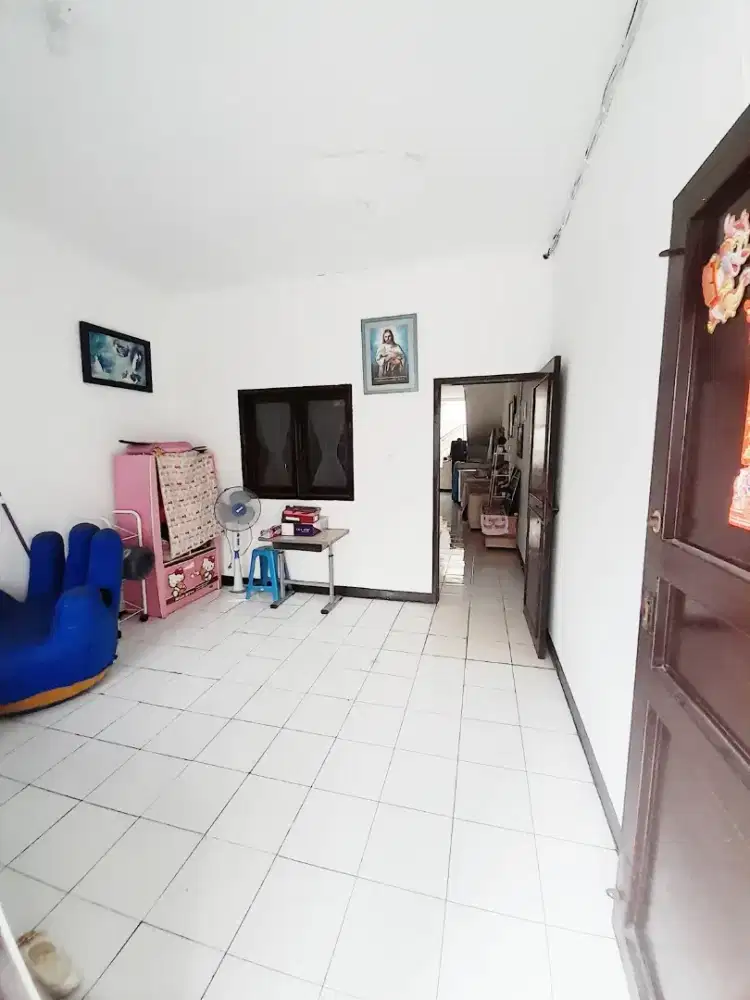 Rumah toko Ruko bagus di pusat kota