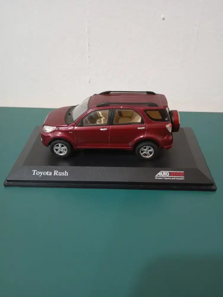 Diecast Toyota Rush Konde generasi pertama original Auto 2000