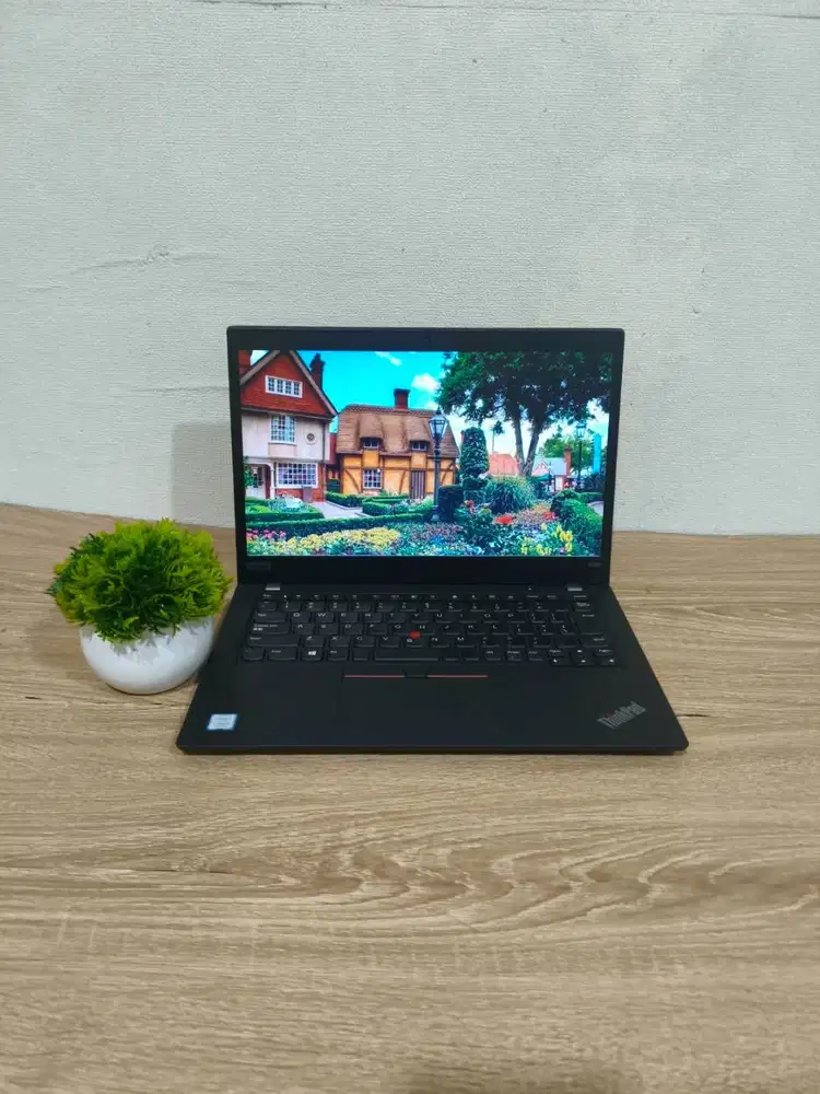 Laptop Lenovo Thinkpad X390 I5-8365U RAM 8GB SSD 256GB Layar 13,3 inc