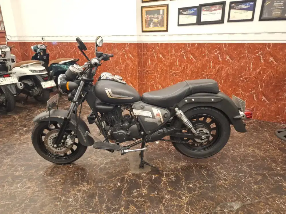 DIJUAL CEPAT LAGI BU BENERI EVO 200CC 2021 FULL ORISINIL MESIN ADEM
