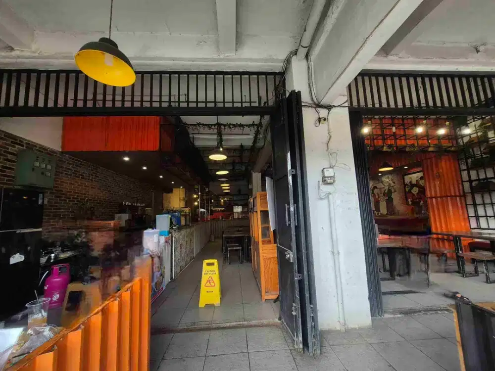 DIJUAL RUKO GANDENG SUDAH DIJEBOL HADAP JALAN RAYA DEKAT MALL SMS GADING SERPONG