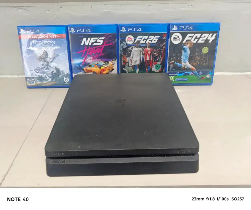 Dijual Playstation 4 (PS4) Siap Pakai